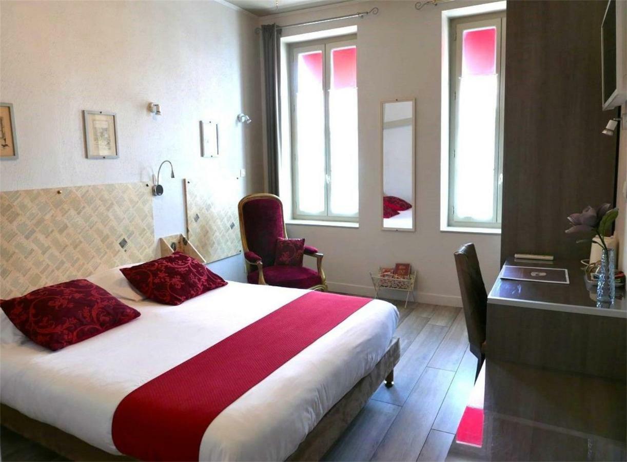 Hotel Mille Et Une Feuilles La Charité-sur-Loire Εξωτερικό φωτογραφία