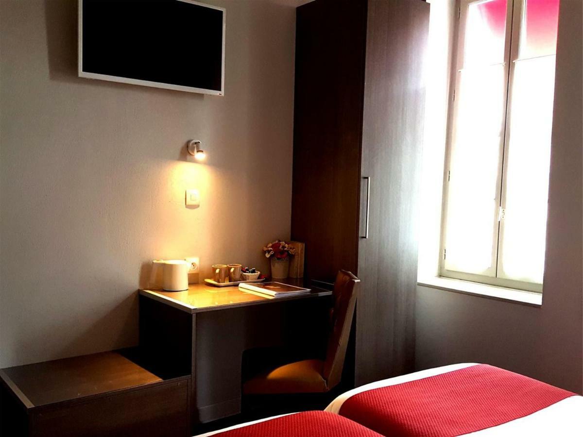Hotel Mille Et Une Feuilles La Charité-sur-Loire Εξωτερικό φωτογραφία